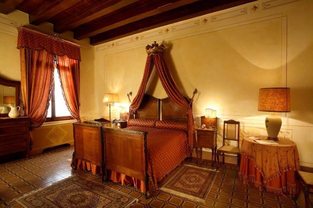 Relais Castello Hotel